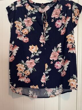 Navy Blue with Floral Print Buffalo by David Bitton Blouse Size Medium